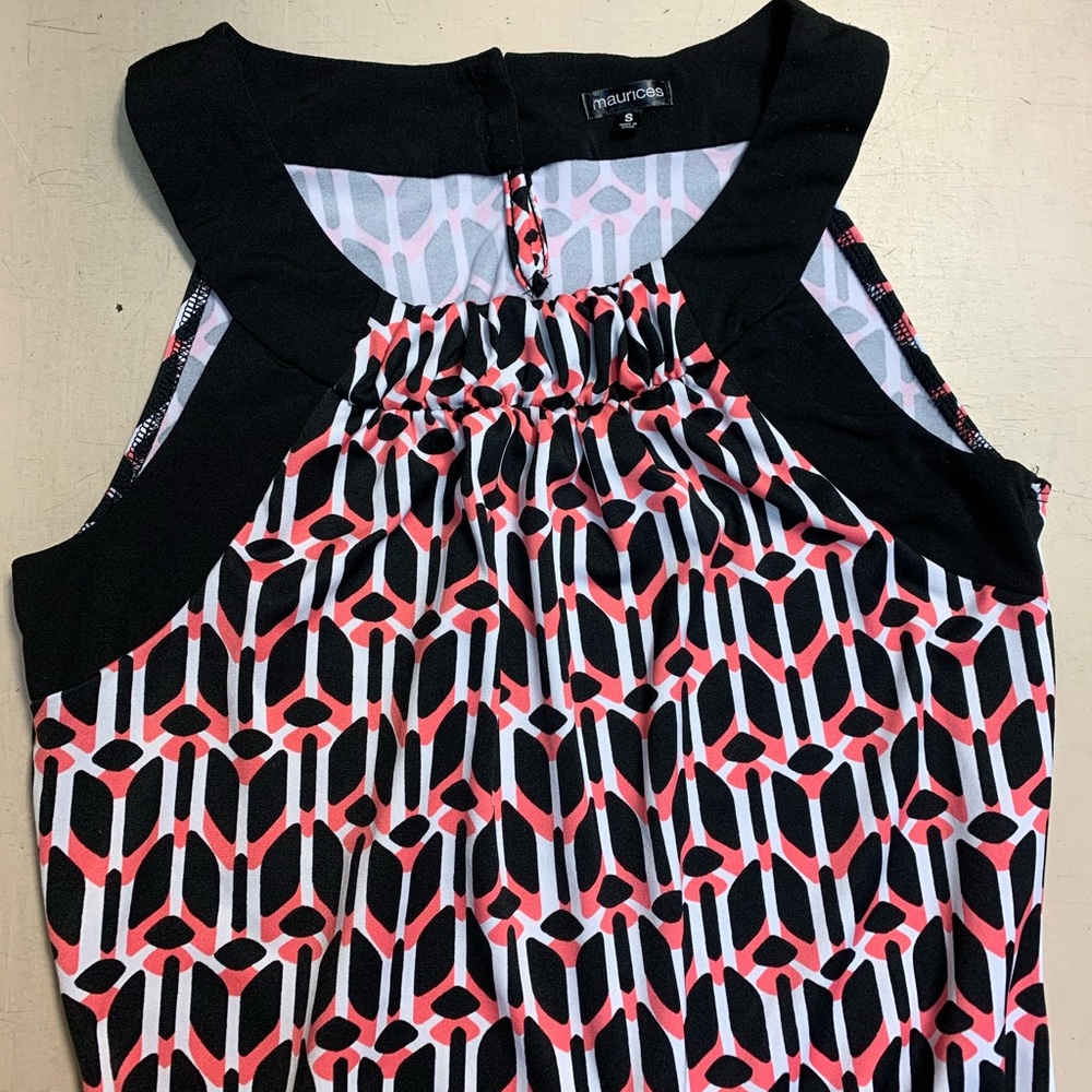 Maurices size small blouse in new condition